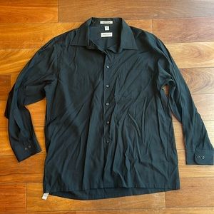 Van Heusen black long sleeve button down shirt